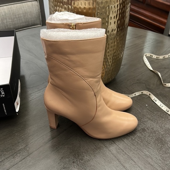 Naturalizer Creme Brulee Harlene Leather Boot - Women - Picture 2 of 11